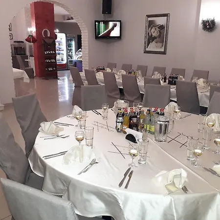 Отель Art Simona