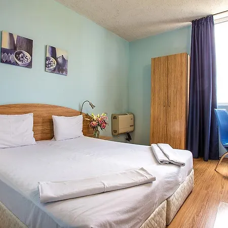 арт симона Хотел