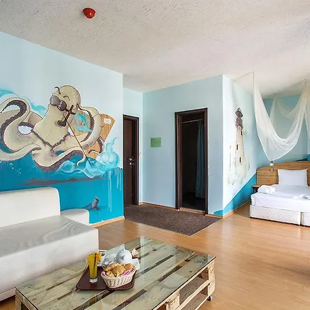 Art Simona Hotel 3*