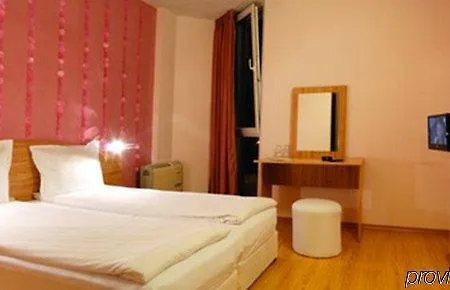 арт симона 3*