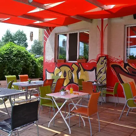 Art Simona Hotel 3*