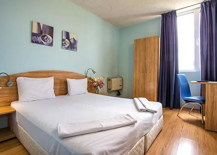 Art Simona Szálloda