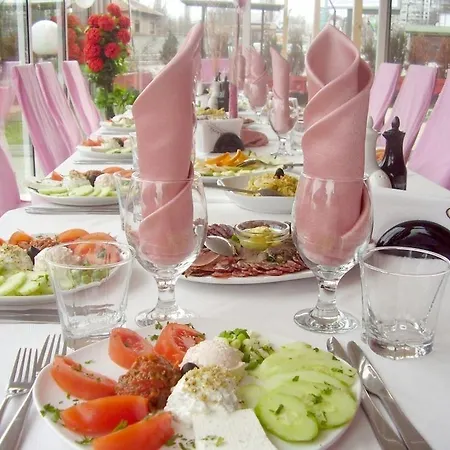 Art Simona Hotel 3*